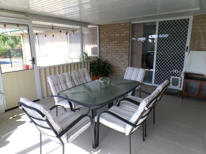 127 Ibis Blvd, Eli Waters QLD 4655