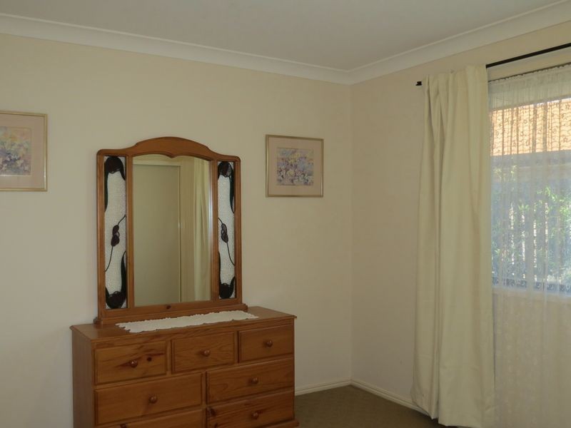 61 Bowerbird Avenue, Eli Waters QLD 4655