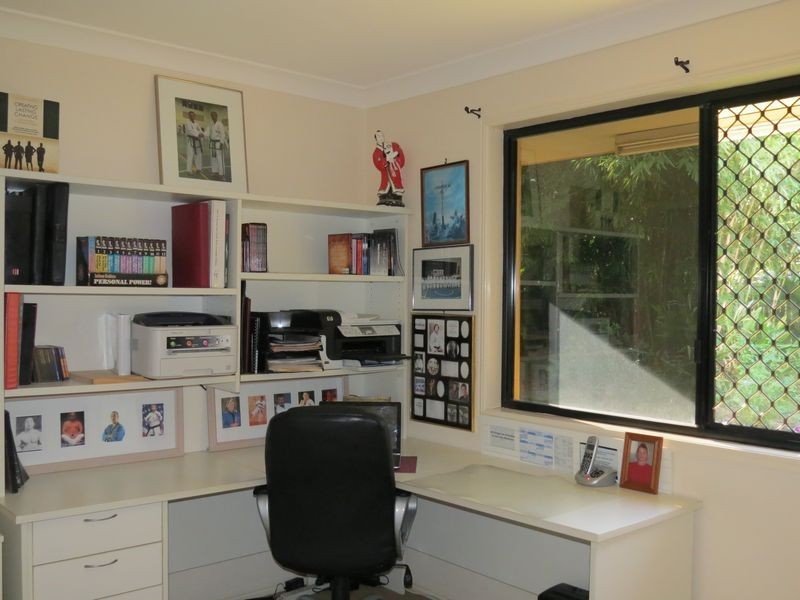 61 Bowerbird Avenue, Eli Waters QLD 4655