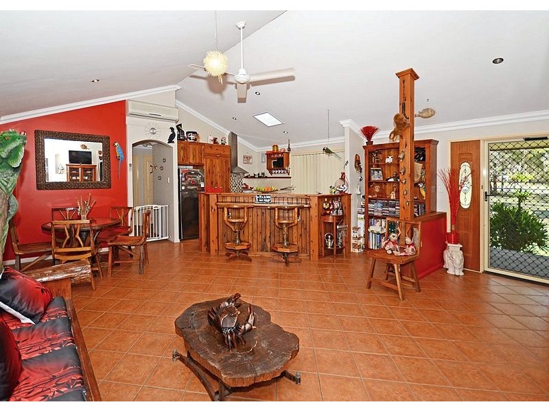65 Scanlan Street, Sunshine Acres QLD 4655