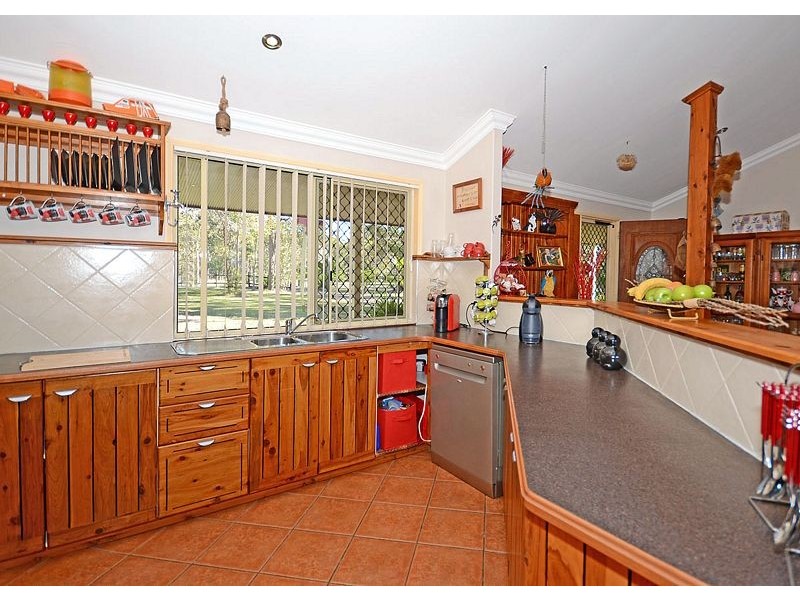 65 Scanlan Street, Sunshine Acres QLD 4655