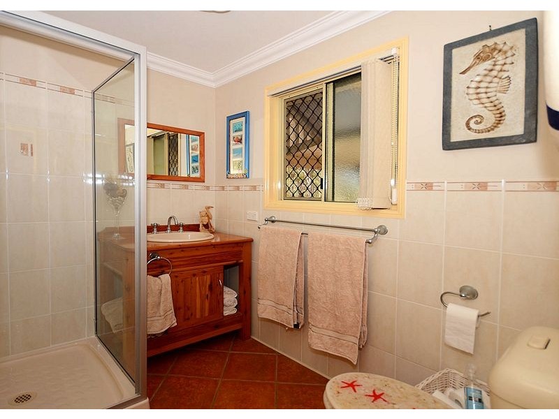 65 Scanlan Street, Sunshine Acres QLD 4655