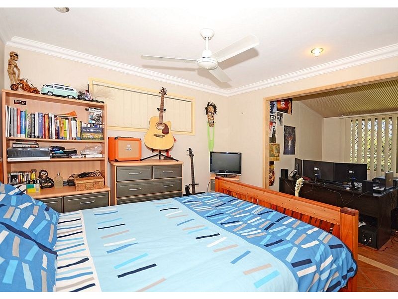 65 Scanlan Street, Sunshine Acres QLD 4655