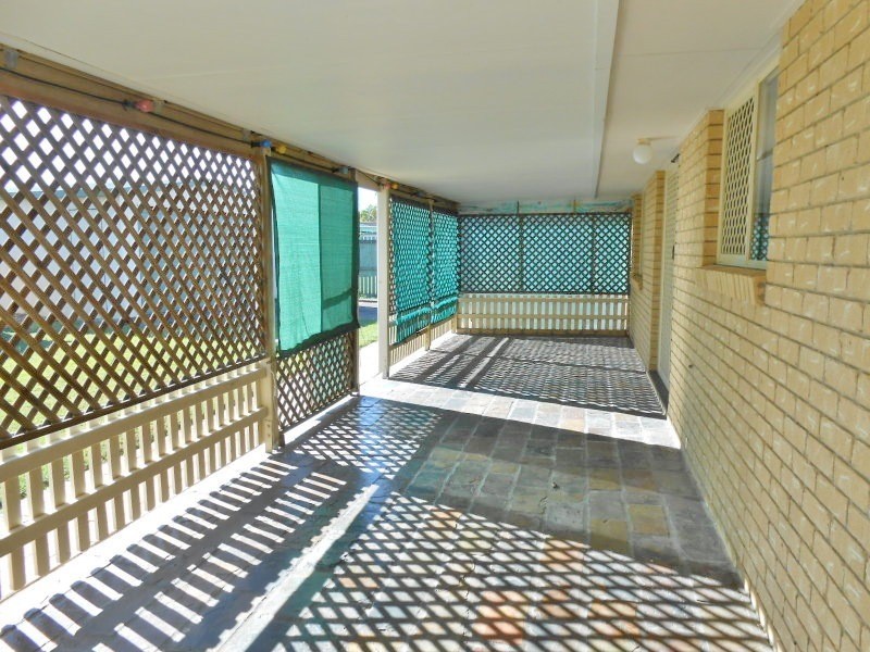 65 Bowerbird Avenue, Eli Waters QLD 4655