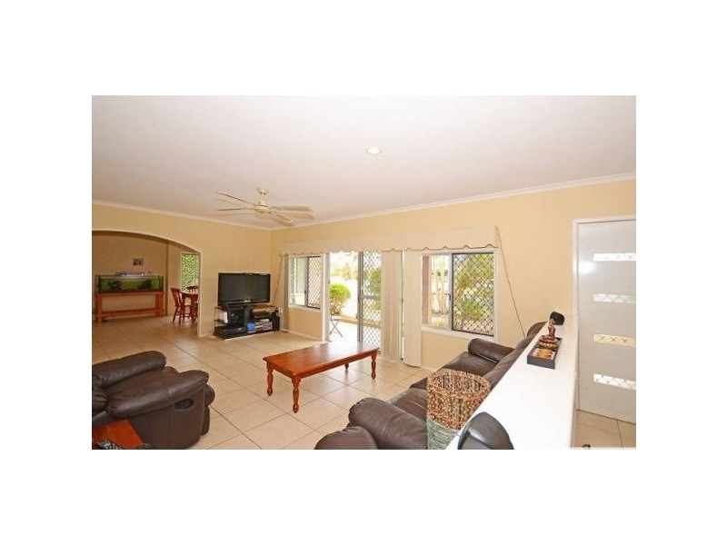 14 Kehlet Street, Point Vernon QLD 4655