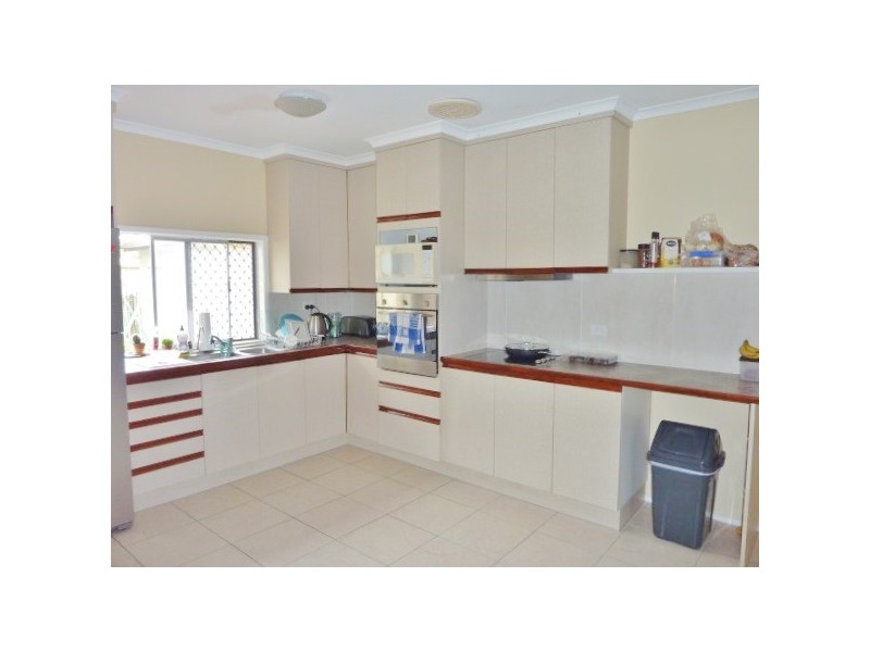 14 Kehlet Street, Point Vernon QLD 4655