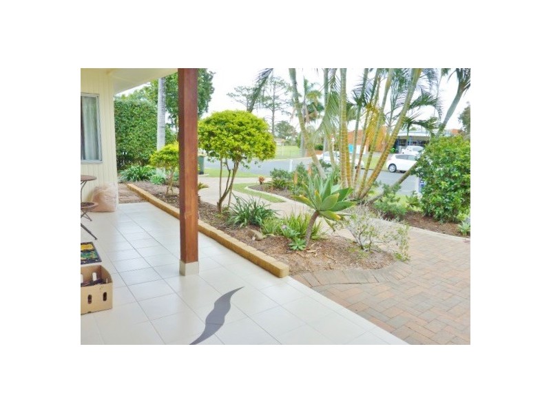 14 Kehlet Street, Point Vernon QLD 4655