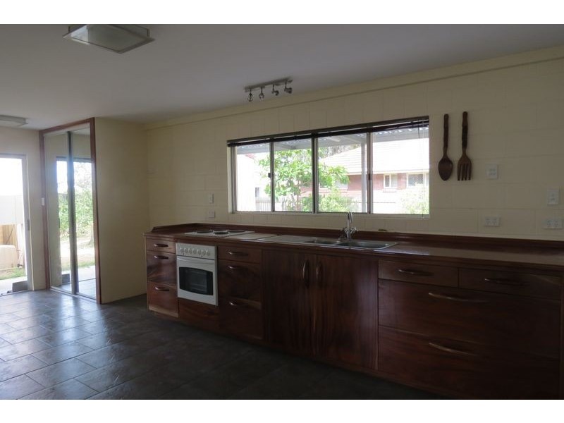 33 Orchid Drive, Burrum Heads QLD 4659