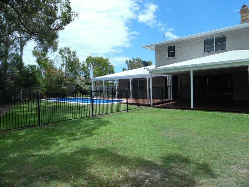 7 Daintree Drive, Urangan QLD 4655
