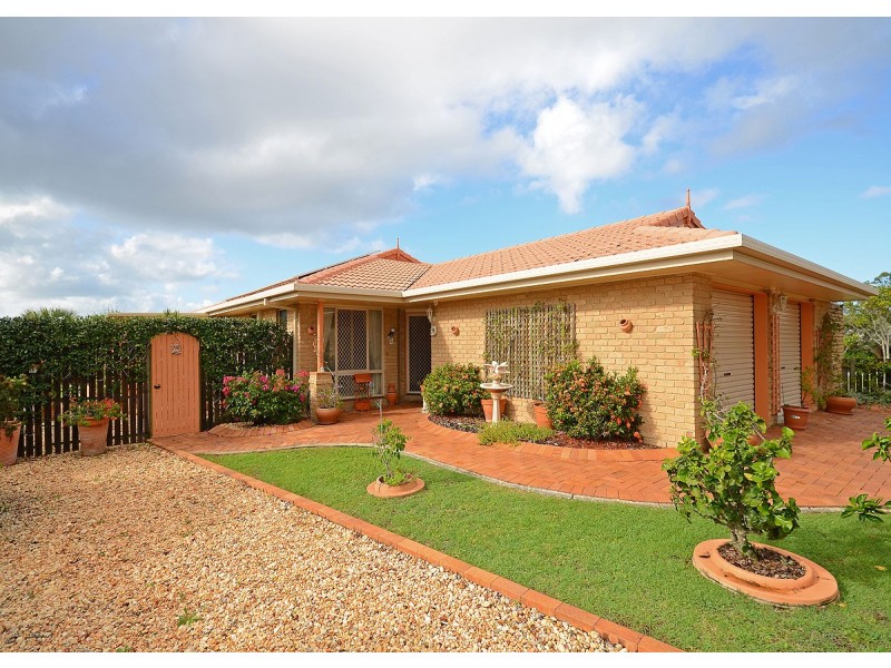 16 Craig Crescent, Pialba QLD 4655