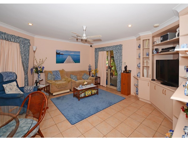 16 Craig Crescent, Pialba QLD 4655