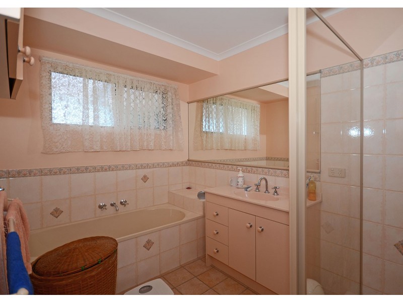 16 Craig Crescent, Pialba QLD 4655