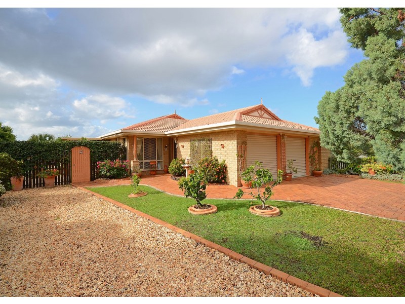 16 Craig Crescent, Pialba QLD 4655