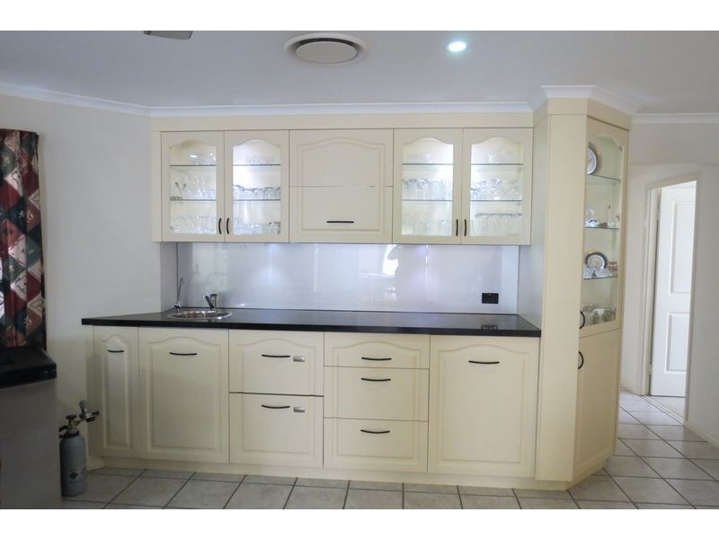 7 Brampton Court, Kawungan QLD 4655