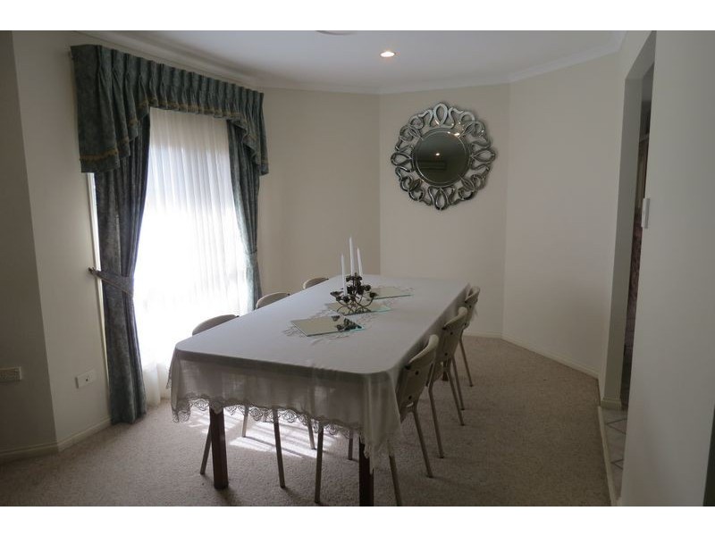 7 Brampton Court, Kawungan QLD 4655