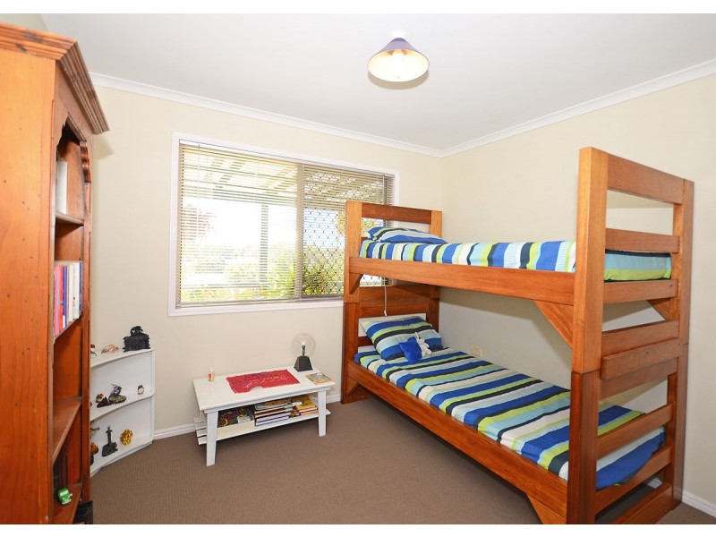 9 Byron Street, Scarness QLD 4655