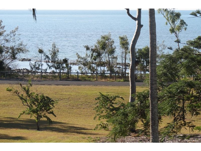 18 Mant Street, Point Vernon QLD 4655