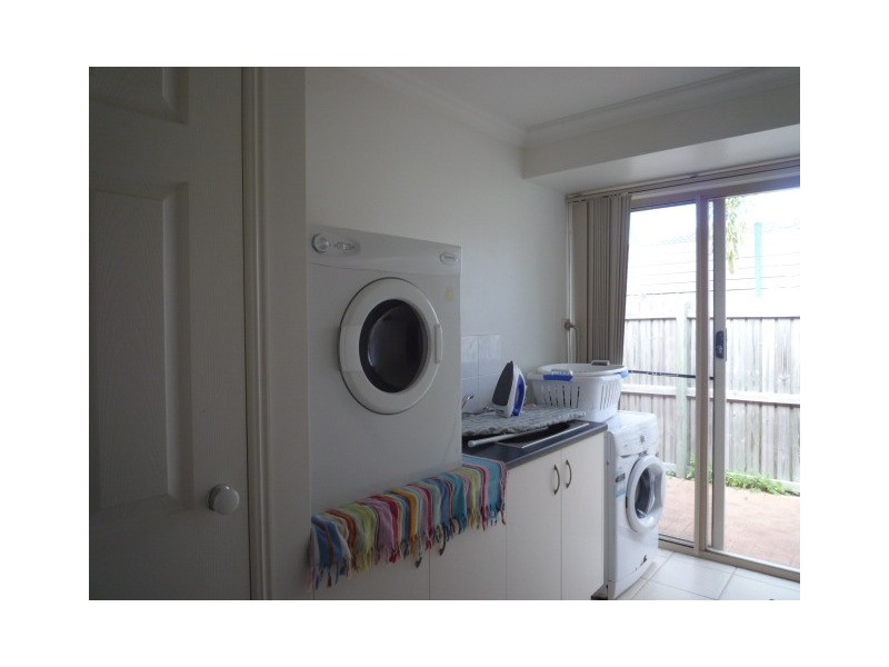 6 Westminster Court, Kawungan QLD 4655