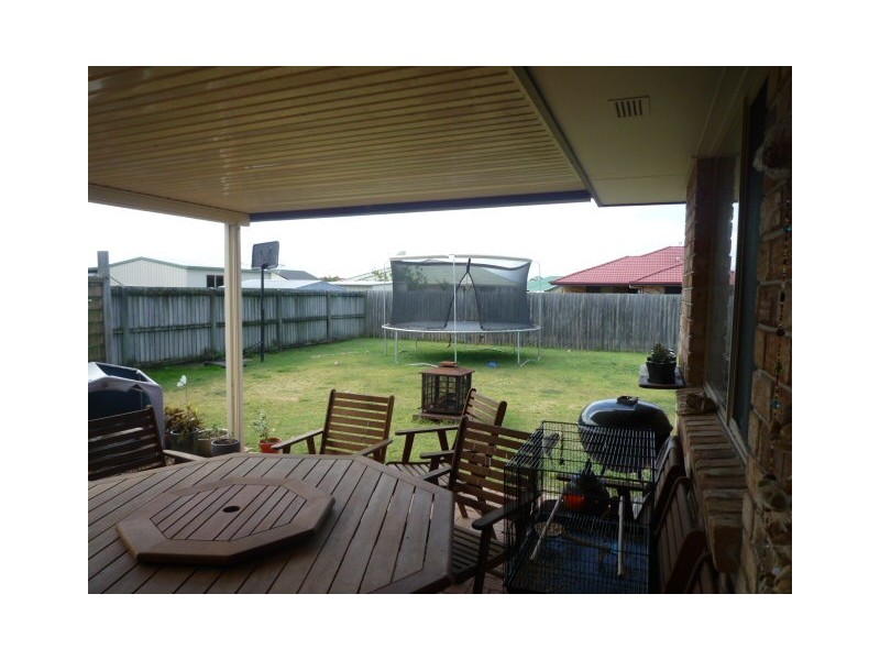 6 Westminster Court, Kawungan QLD 4655