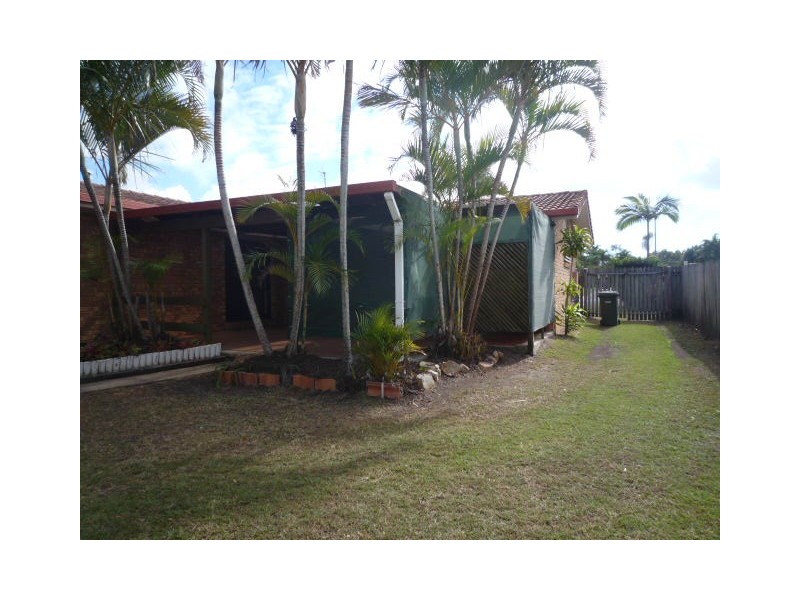 30 Melaleuca Crescent, Kawungan QLD 4655