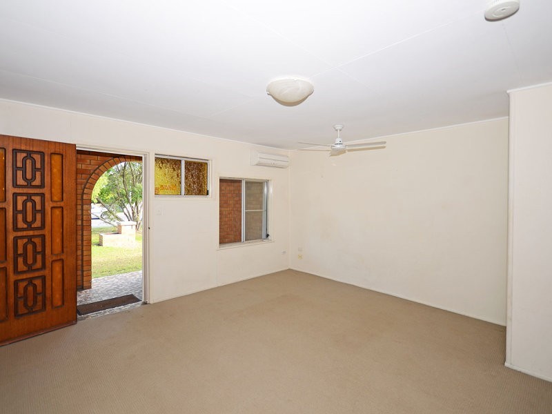 4 Tooth Street, Pialba QLD 4655