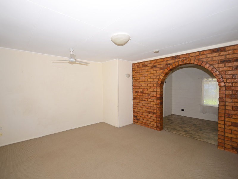 4 Tooth Street, Pialba QLD 4655