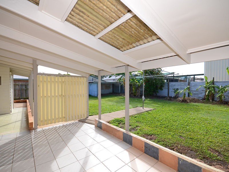 4 Tooth Street, Pialba QLD 4655