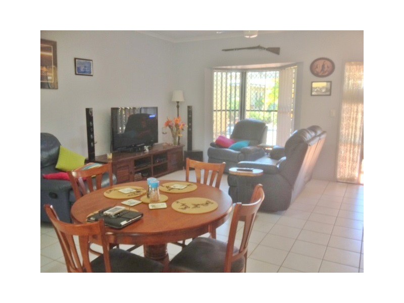 117-34 Elizabeth Street, Urangan QLD 4655