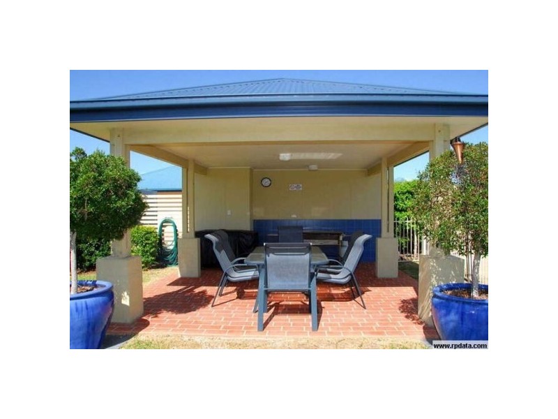 117-34 Elizabeth Street, Urangan QLD 4655