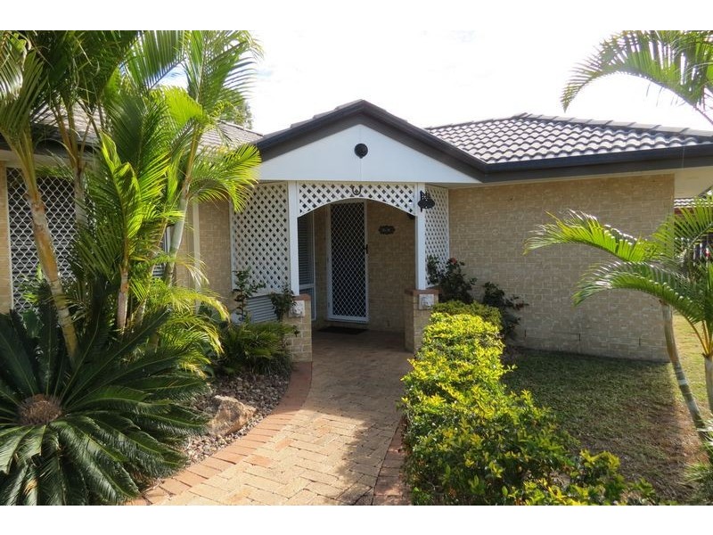 4 Hyperno Road, Point Vernon QLD 4655