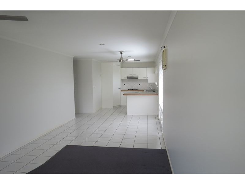 4 Hyperno Road, Point Vernon QLD 4655