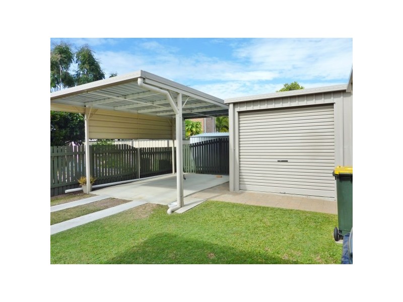 27 Barnstaple Street, Torquay QLD 4655