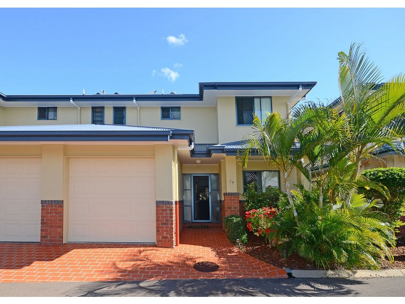 37-34 Elizabeth street, Urangan QLD 4655