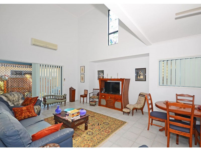 37-34 Elizabeth street, Urangan QLD 4655
