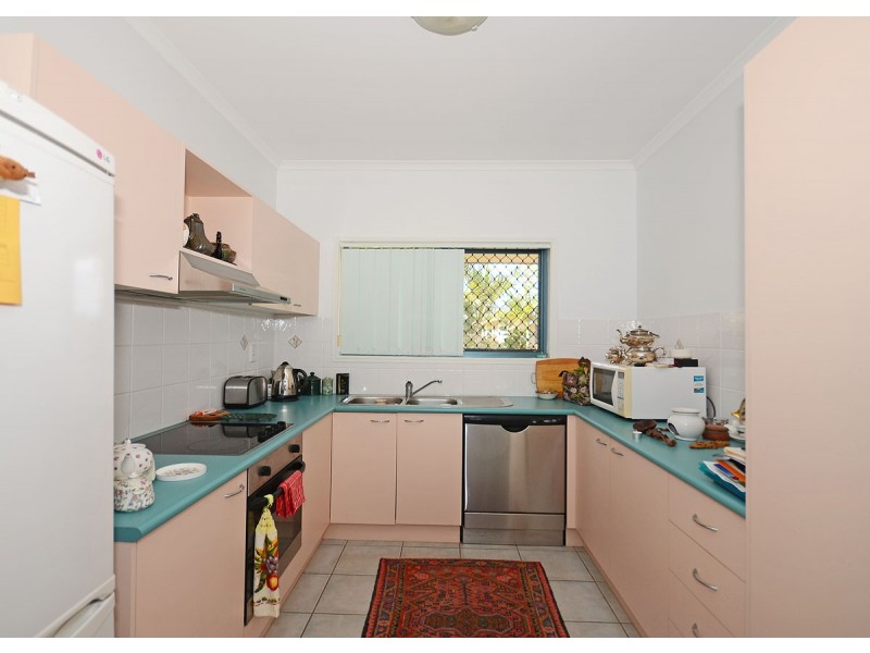37-34 Elizabeth street, Urangan QLD 4655