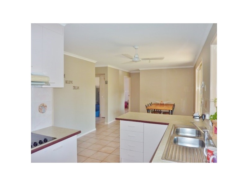 31 Merlin Drive, Urangan QLD 4655