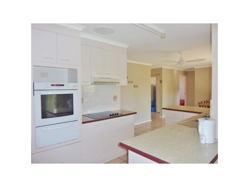 31 Merlin Drive, Urangan QLD 4655