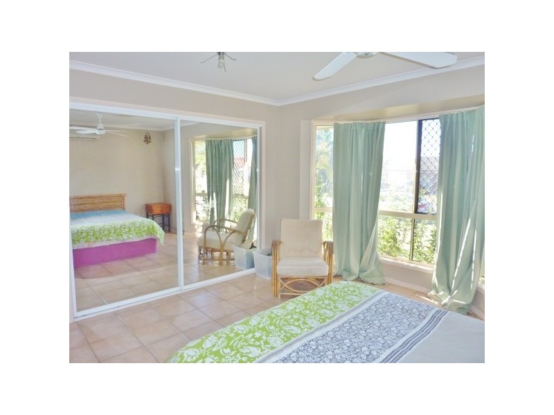 31 Merlin Drive, Urangan QLD 4655