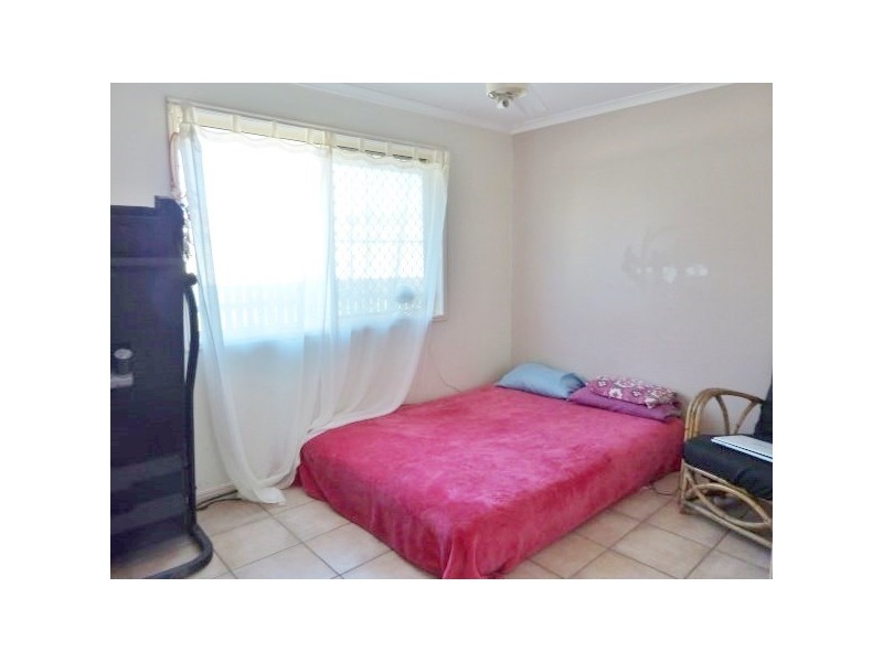31 Merlin Drive, Urangan QLD 4655