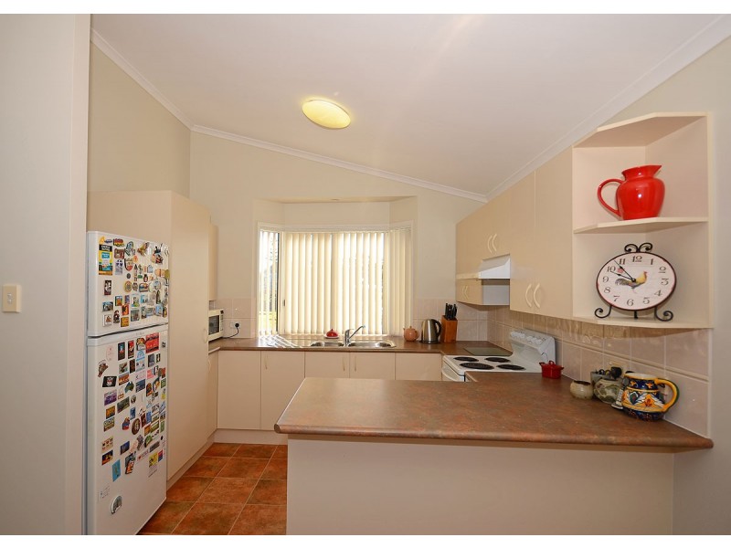 1-208 Elizabeth Street, Urangan QLD 4655