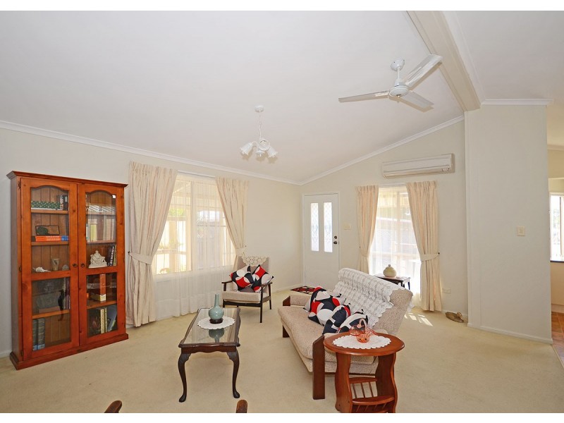 1-208 Elizabeth Street, Urangan QLD 4655