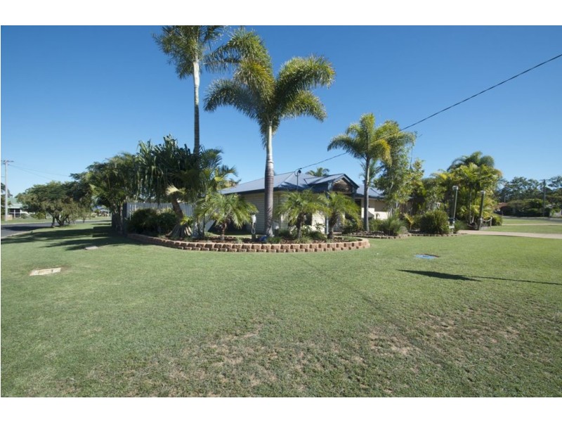 2 Capri Court, Point Vernon QLD 4655
