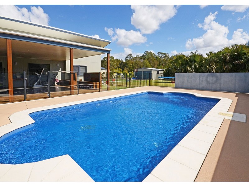 32 Blue Lagoon Way, Dundowran Beach QLD 4655