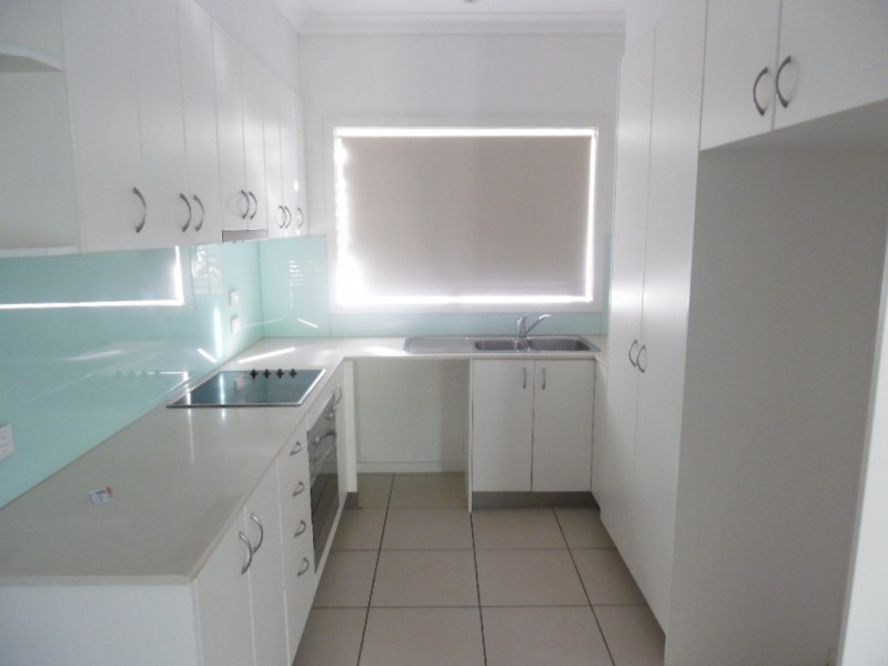 8/542 Esplanade, Urangan QLD 4655