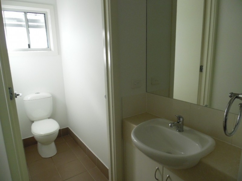 8/542 Esplanade, Urangan QLD 4655