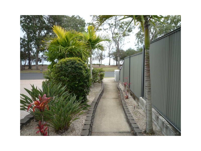 8/542 Esplanade, Urangan QLD 4655