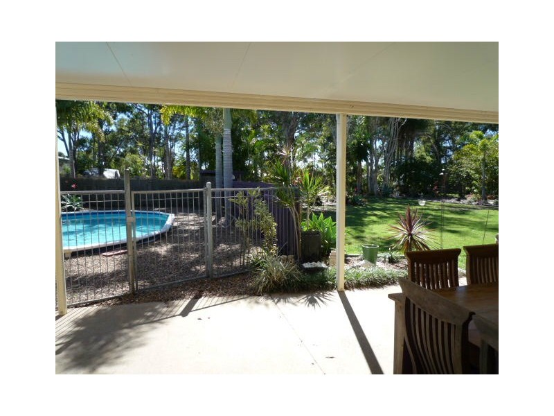 8 Verden Drive, Urangan QLD 4655
