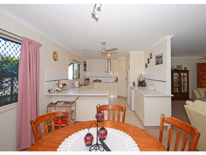 33 Miller Street, Urangan QLD 4655