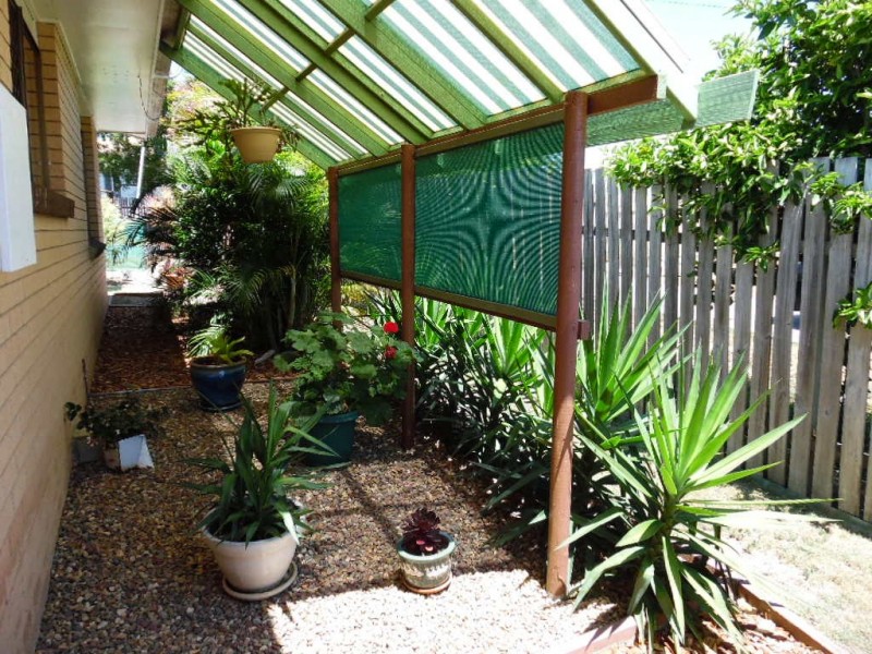 33 Miller Street, Urangan QLD 4655