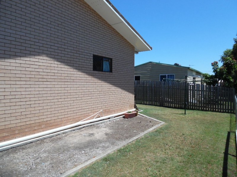 33 Miller Street, Urangan QLD 4655